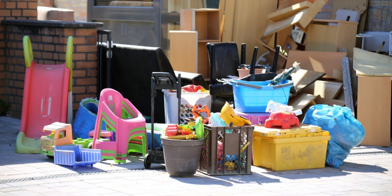 Junk Outside A House For Rumpke Haul It Away Junk Removal